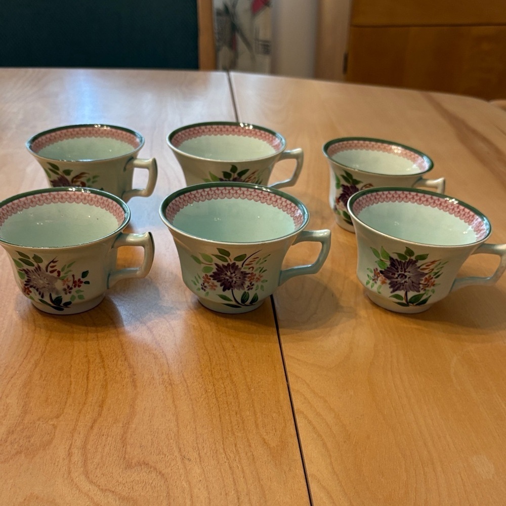 Vintage Porcelain Adams Calyx Ware ‘Mandalay’ tea cups. Set of six.